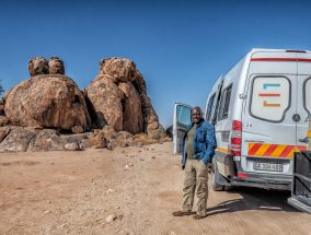 Bestway Tours and Safari drive to picnic lunch